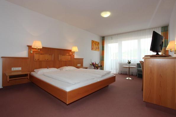 Trip Inn Landhotel Krone Roggenbeuren Room photo